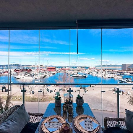 Holmestrand, Leilighet Pa Bryggekanten ภายนอก รูปภาพ